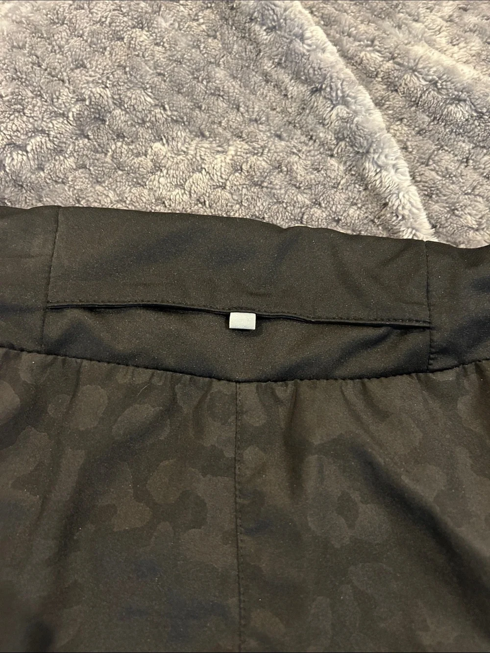 NWOT Amazing Animal Print Leopard Print Black Running Shorts SzM